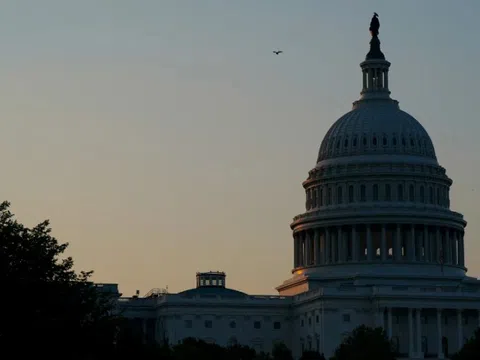 Mỹ: Nín thở chờ Thượng viện bỏ phiếu mở cửa chính phủ