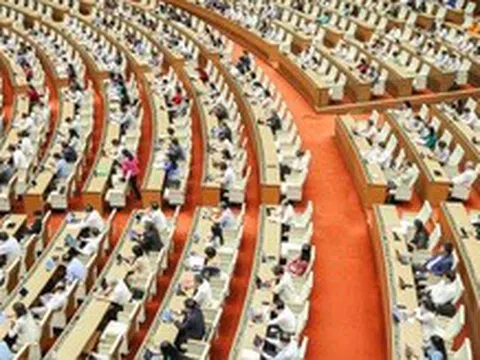 Quốc hội họp về công tác nhân sự, thông qua các nghị quyết về kinh tế, ngân sách