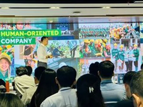 Bất động sản đón sóng đầu tư công, doanh nghiệp xây dựng tái cấu trúc để bứt phá