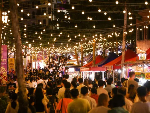 Cảnh tượng du lịch thích mắt ở Nam đảo Phú Quốc kích thích làn sóng đầu tư