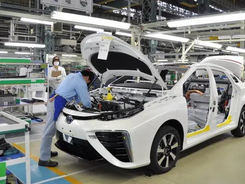 Doanh nghiệp ô tô phân hóa mạnh quý 3: Xe sang (HAX) lỗ 28 tỷ, xe thương mại (VVS) lãi gấp đôi nhờ đầu tư công