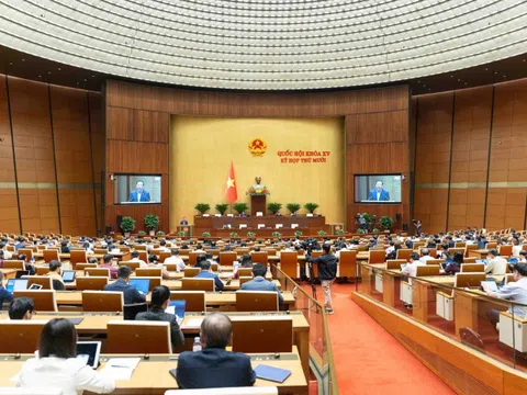 Nghiên cứu, tiếp thu đầy đủ các ý kiến đóng góp đối với dự án Luật Xây dựng (sửa đổi)