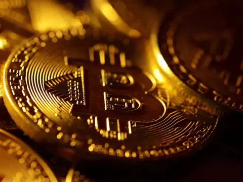 Bitcoin (BTC) rơi xuống 95.355 USD, thị trường tiền số mất 1.000 tỷ USD vốn hóa