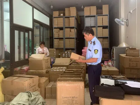 Phát hiện hơn 7.500 sản phẩm có dấu hiệu giả nhãn hiệu ZARA