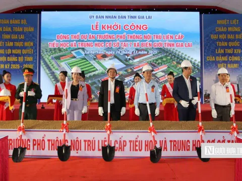 Phó Thủ tướng Hồ Quốc Dũng: Xây trường học kiểu mẫu, hiện đại, thân thiện cho học sinh vùng biên