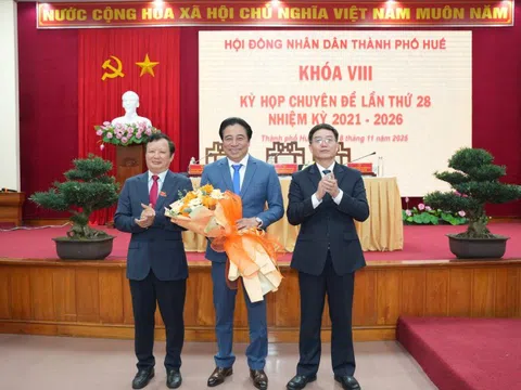 TP. Huế có tân Chủ tịch và Phó Chủ tịch UBND Thành phố