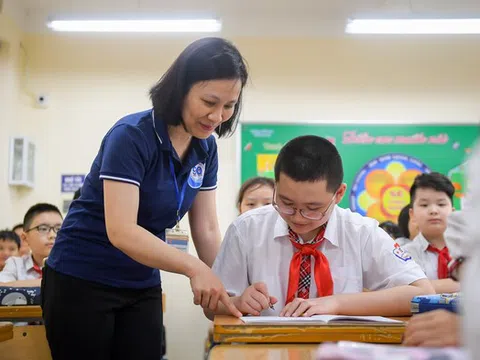 Bộ GD&ĐT: Chính sách về lương nhà giáo không phải là một "ân huệ"