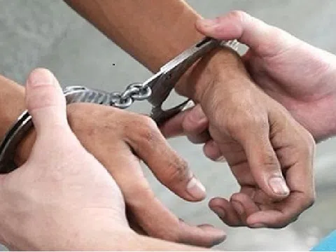 Bắt tạm giam 6 đối tượng "giúp" nhân viên ngân hàng lừa đảo chiếm đoạt tài sản