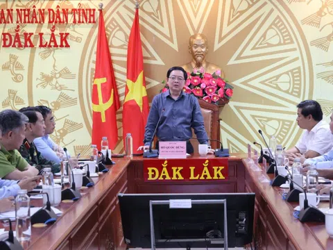 Huy động tối đa lực lượng, ưu tiên cứu dân, tiếp cận ngay các khu vực chia cắt tại Đắk Lắk