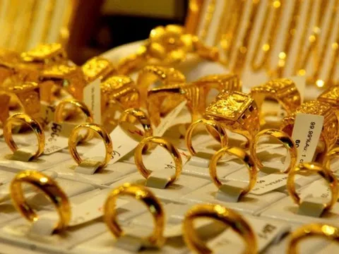 Giá vàng hôm nay 20/11: Giá vàng trong nước điều chỉnh nhẹ, giá thế giới đi ngang