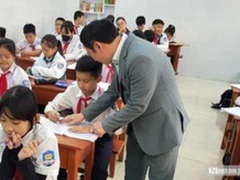 Tri ân thầy cô - Người đánh thức ánh sáng