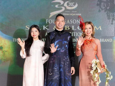 NTK Đỗ Trịnh Hoài Nam quảng bá tinh hoa Áo dài Việt đến Hoa Kỳ