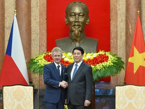 Chủ tịch nước Lương Cường tiếp Chủ tịch Thượng viện Quốc hội Cộng hòa Czech