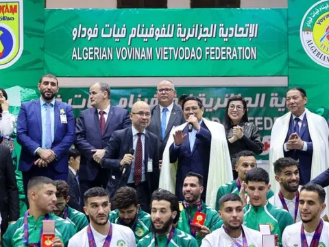 Thủ tướng Phạm Minh Chính thăm Liên đoàn Vovinam tại Algeria