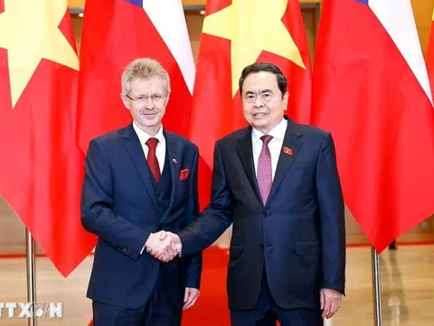 Chủ tịch Quốc hội Trần Thanh Mẫn hội đàm với Chủ tịch Thượng viện Quốc hội Cộng hòa Czech