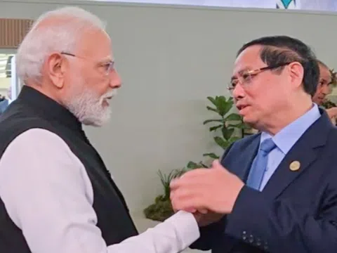 Thủ tướng Phạm Minh Chính gặp Thủ tướng Ấn Độ Narendra Modi