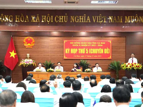 Ông Lữ Quang Ngời được bầu giữ chức vụ Chủ tịch UBND tỉnh Cà Mau