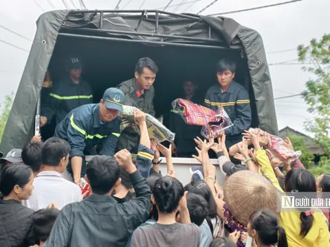 Cả nước hướng về rốn lũ Hòa Thịnh, Đắk Lắk