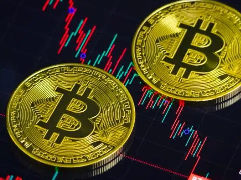 Đồng Bitcoin rơi mạnh về ngưỡng 80.000 USD, thị trường tiền số hoảng loạn vì lo đà giảm chưa dừng lại
