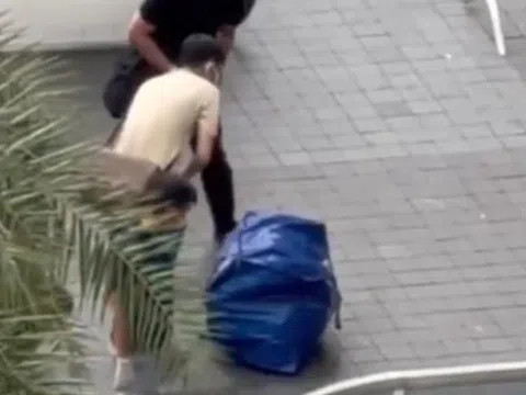 Phát hiện thi thể người đàn ông trong túi màu xanh ở TP.HCM