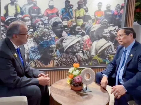 Thủ tướng đề nghị WHO hỗ trợ phòng ngừa dịch bệnh sau bão lũ lịch sử