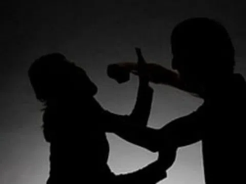 Nỗi đau tột cùng sau vụ án vợ "xuống tay" với chồng vì nhắn tin tán tỉnh người khác