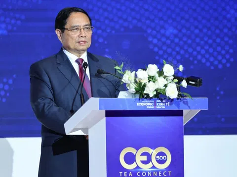 Thủ tướng: Vừa tự lực, tự cường, vừa đẩy mạnh hợp tác để TPHCM trở thành "siêu đô thị quốc tế trong kỷ nguyên số"