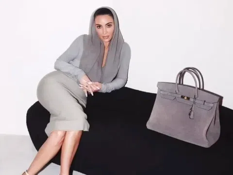 Kim "siêu vòng ba" hứng chỉ trích vì xách túi Hermès da voi hiếm