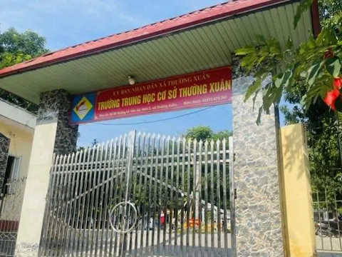 Các học sinh trong clip bị bạn đánh ở Thanh Hóa đã đi học trở lại