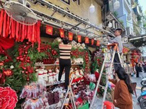 Phố Hàng Mã khoác "áo mới": Đường thông hè rộng, không sợ vắng khách