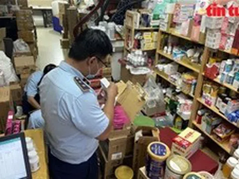 Quản lý thị trường TP Hồ Chí Minh chuyển 9 vụ hàng giả sang cơ quan điều tra