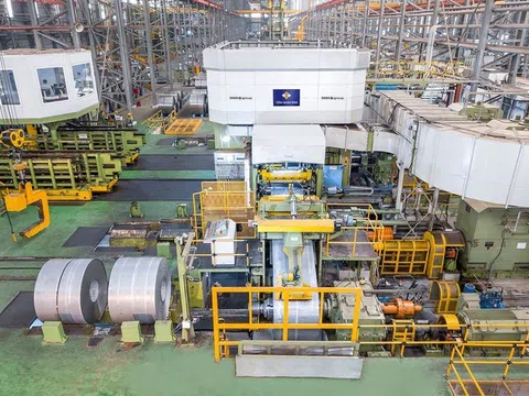 Thép Nam Kim (NKG) lấn sân sản xuất vỏ pin xe điện và thép bao bì: Chiến lược mới trước thềm vận hành nhà máy 6.200 tỷ