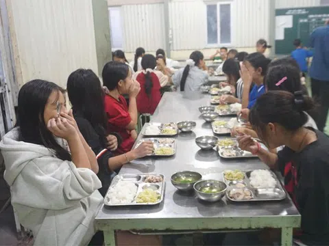 Ngôi nhà thứ 2 giúp học sinh vùng cao không bỏ dở giấc mơ học chữ