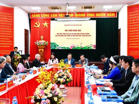 Bảo tồn, phát huy giá trị văn hóa truyền thống dân tộc gắn với phát triển du lịch