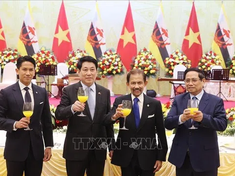 Chủ tịch nước Lương Cường chủ trì chiêu đãi cấp nhà nước Quốc vương Brunei