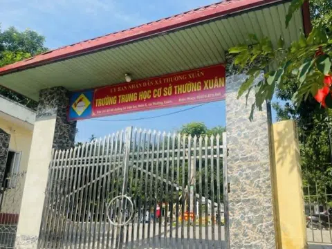 Các học sinh trong clip bị bạn đánh ở Thanh Hóa đã đi học trở lại