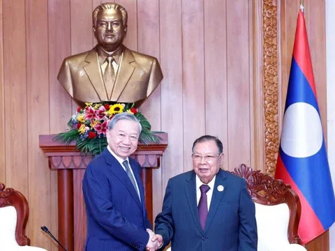 Tổng Bí thư Tô Lâm thăm các nguyên lãnh đạo Lào