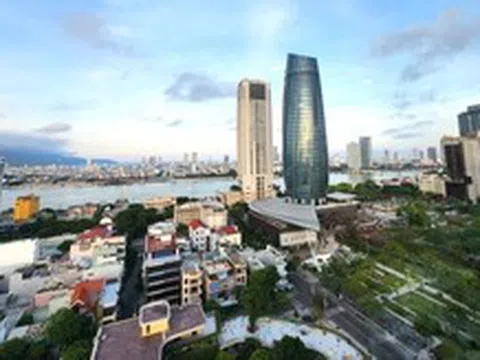 Thu kỷ lục sau 11 tháng, Đà Nẵng vẫn khó đạt tăng trưởng như kỳ vọng