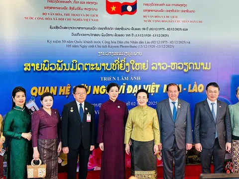 Khai mạc Tuần Phim Việt Nam và Triển lãm Ảnh Quan hệ Việt Nam - Lào