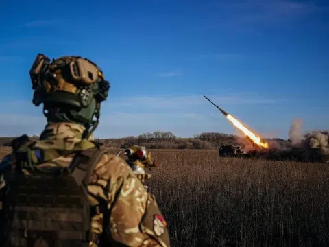 Bước ngoặt chiến lược: Ukraine sản xuất nhiên liệu tên lửa trên đất NATO