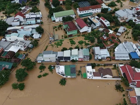 Bộ Công Thương triển khai '4 tại chỗ' ứng phó với mưa lũ miền Trung