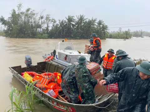 Chính phủ chi thêm 1.100 tỷ đồng cứu trợ 4 tỉnh sau mưa lũ lịch sử