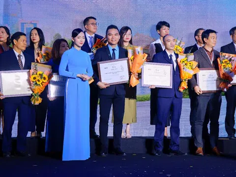 Herbalife Việt Nam được Liên đoàn Thương mại và Công nghiệp Việt Nam vinh danh Top 100 Doanh Nghiệp Bền Vững Việt Nam 2025