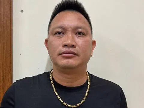 Tạm giữ hình sự đối tượng trêu ghẹo trẻ vị thành niên, tấn công cảnh sát tại lễ hội