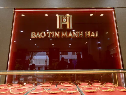 Lần đầu tiên Bảo Tín Mạnh Hải bán vàng 0,1 chỉ: Giờ ai cũng có thể mua vàng!