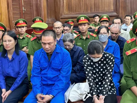 Vụ Nguyễn Thị Thanh Nhàn "thông thầu": Đề nghị án treo với cựu Giám đốc Sở GD&ĐT Tp.HCM