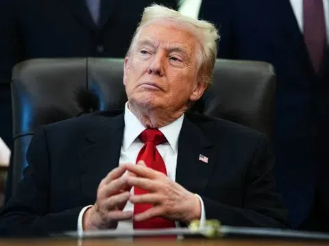 Ông Trump cảnh báo hậu quả nếu Tòa án Tối cao phán quyết bất lợi về thuế quan