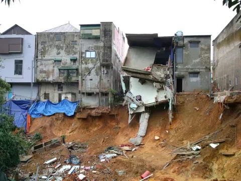 Quảng Trị báo cáo sau khi bị Thủ tướng phê bình chậm sửa chữa 12 ngôi nhà cho dân