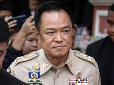 Thái Lan giải tán quốc hội trong bối cảnh căng thẳng biên giới gia tăng