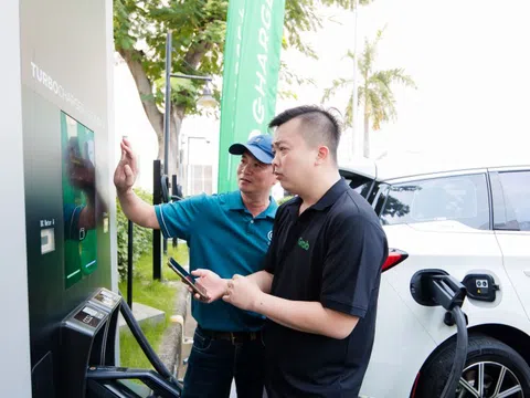 Grab Việt Nam và Charge+ hợp tác phát triển trạm sạc xe điện